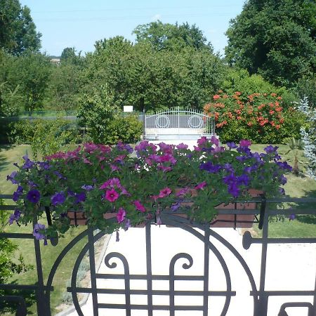 Bed and Breakfast L'Albero Della Gioia Villanova sull'Arda Exterior foto