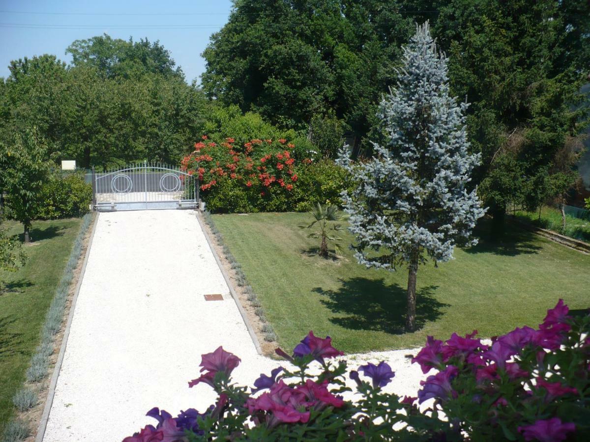 Bed and Breakfast L'Albero Della Gioia Villanova sull'Arda Exterior foto